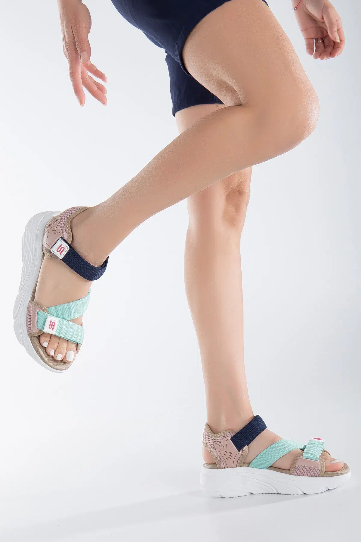 Kadın Günlük Faylon Dolgu Taban Cırtlı Spor Günlük Sandalet SS001-0148 Pudra-Yeşil - PUDRA-YEŞİL